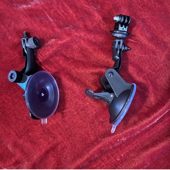 GoPro Hero4 Bundle with Accessories - Picture 4 of 16